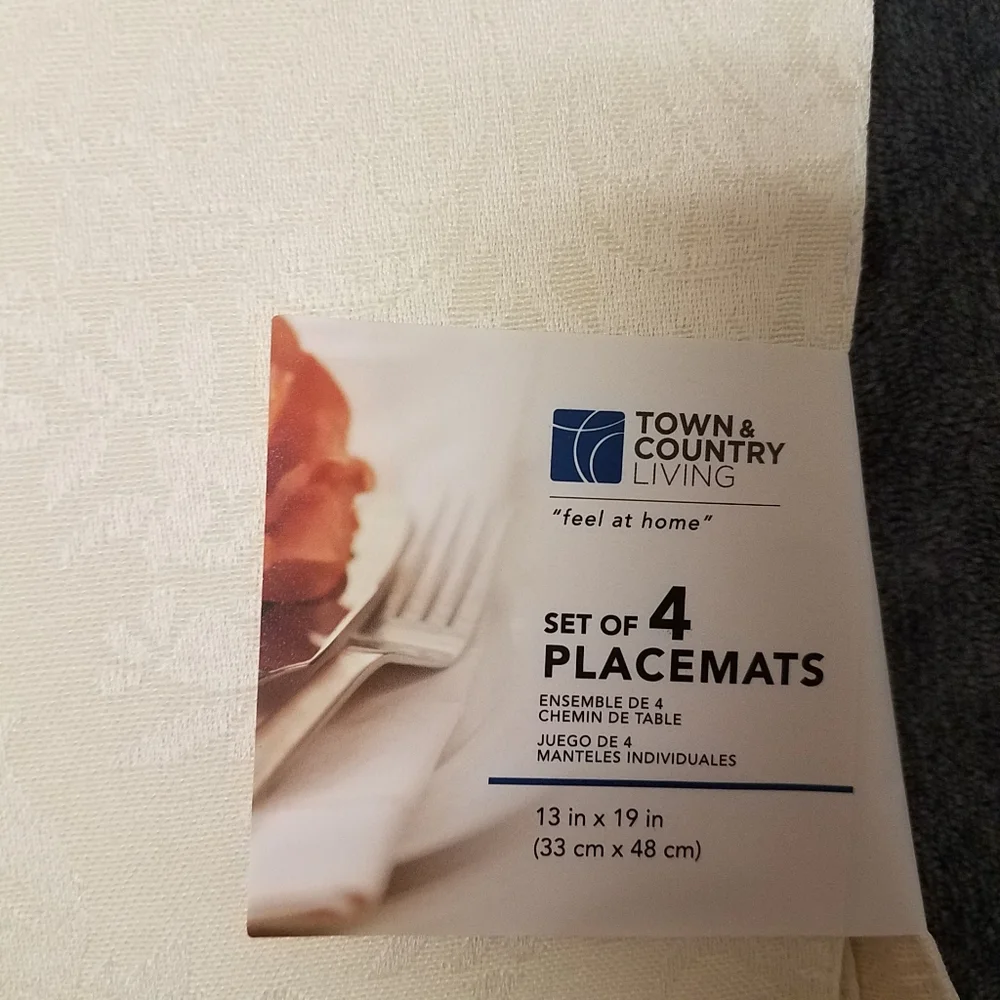 Town & Country Living placements NWT